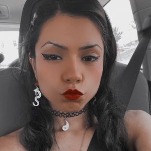 Meet your Posher, Posh